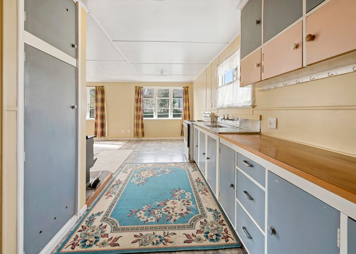  at 8 Devon Street, Tapanui