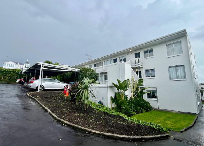  at 4/59 Sentinel Road, Herne Bay, Auckland City, Auckland