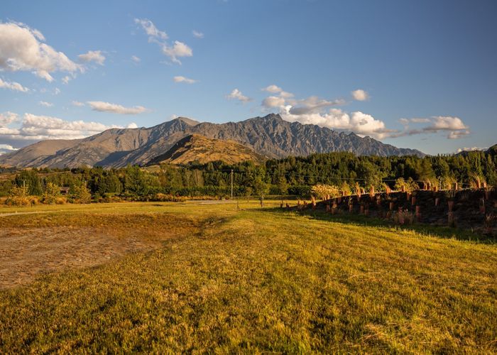  at 3 Station Rise, Dalefield, Queenstown-Lakes, Otago