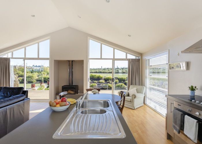  at 76 Fortification Road, Kakanui