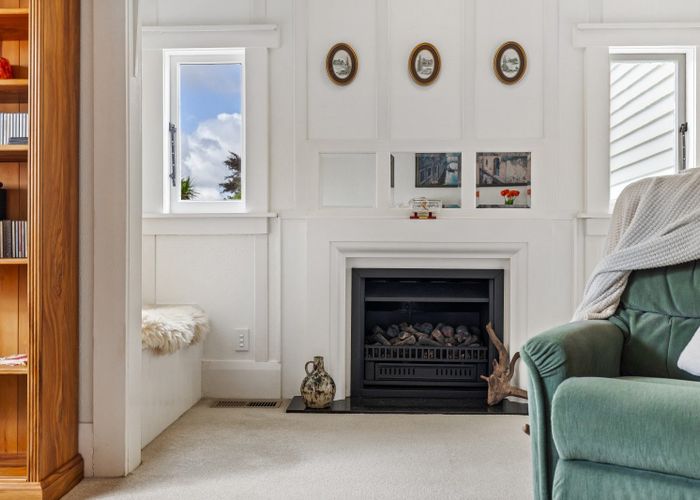  at 2 Rattray Street, Devonport, North Shore City, Auckland