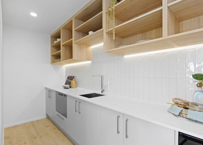  at 14 Village Green Drive, Huntingdon, Ashburton, Canterbury