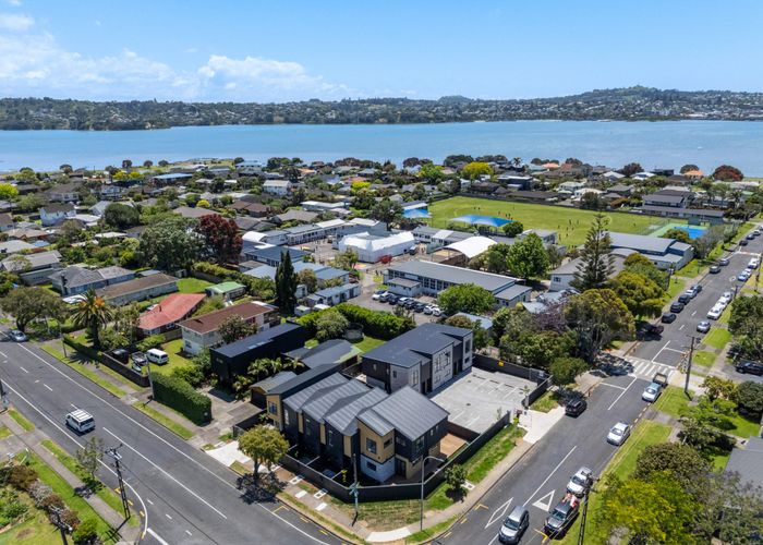  at 39 Muir Avenue, Mangere Bridge, Manukau City, Auckland
