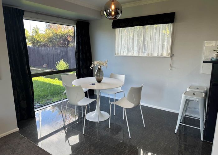  at 70 Manuroa Road, Takanini, Auckland