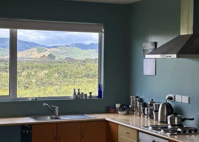 at 17 Freyberg Crescent, Waikanae Beach, Kapiti Coast, Wellington