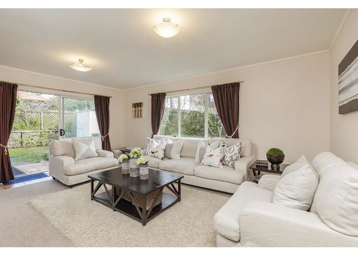  at 2/390 Richardson Road , Mount Roskill, Auckland City, Auckland