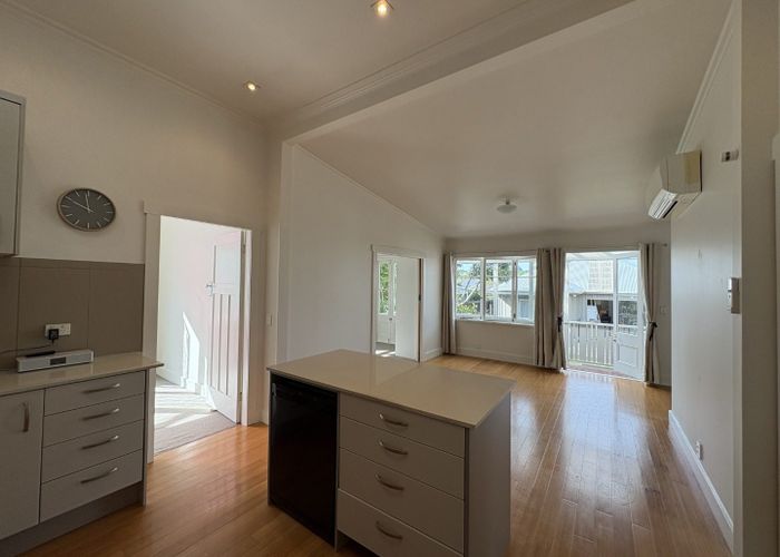  at 3/42 Wairiki Road, Mount Eden, Auckland City, Auckland