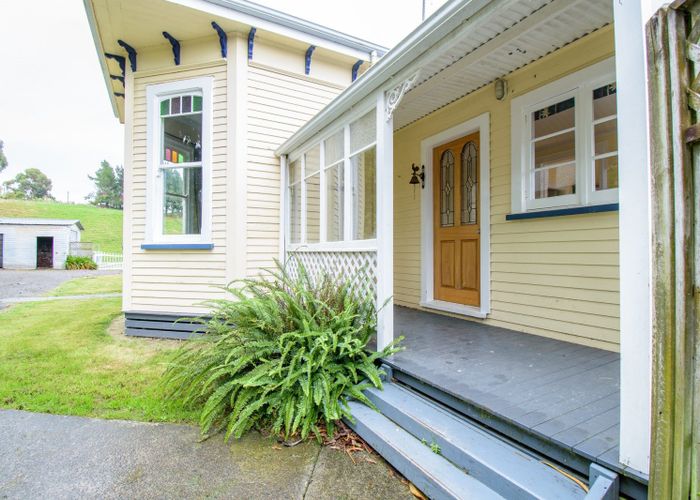  at 100 Halcombe Road, Feilding, Feilding