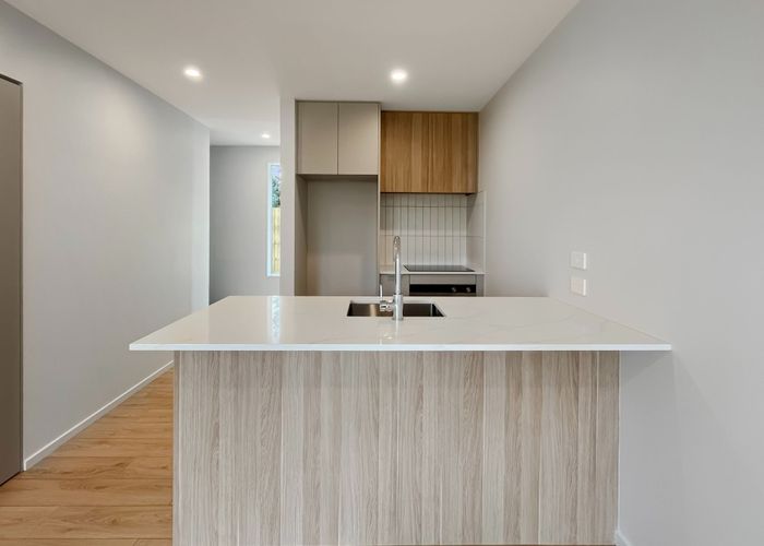  at 2/9 Winsor Cr, Spreydon, Christchurch City, Canterbury
