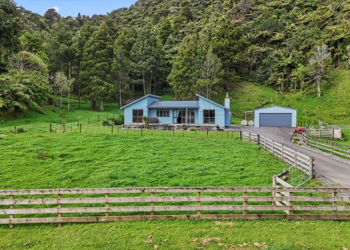  at 139 Te Mahoe Road, Mokau, New Plymouth, Taranaki