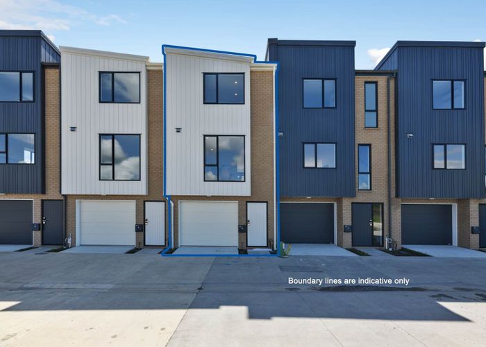  at 9/52B Rosedale Road, Pinehill, North Shore City, Auckland