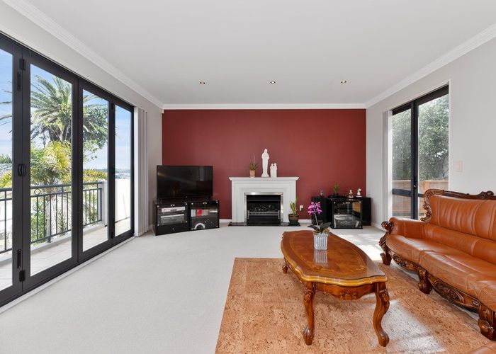 at 43 Calypso Way, Unsworth Heights, North Shore City, Auckland