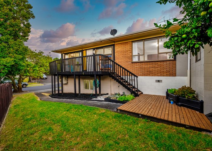  at 1/3 Sarah Place, Farm Cove, Auckland