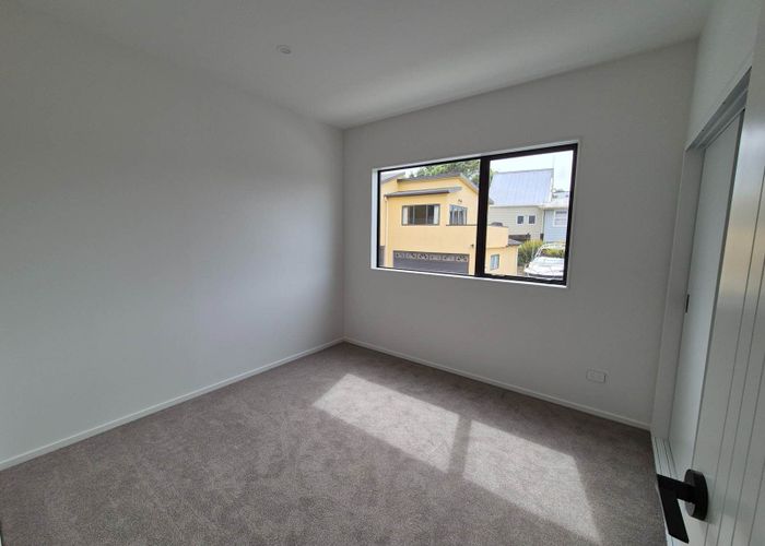  at 88C Sunnynook Road, Sunnynook, North Shore City, Auckland