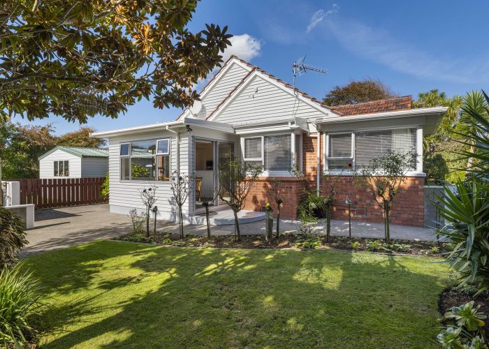  at 59 Somerset Street, Brooklands, New Plymouth, Taranaki