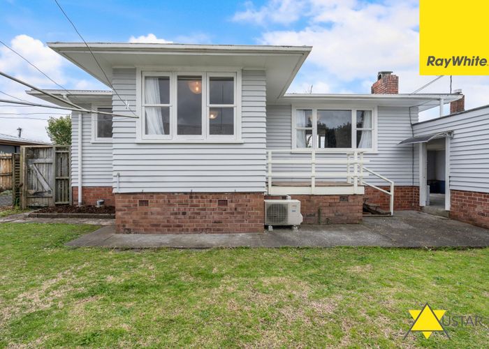  at 11 Graham Avenue, Te Atatu Peninsula, Waitakere City, Auckland