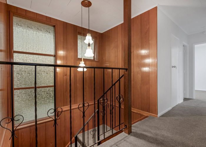  at 15 Burbridge Road, Favona, Auckland