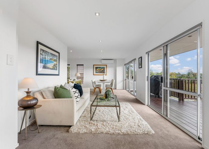 at 48 Galloway Crescent, Farm Cove, Manukau City, Auckland