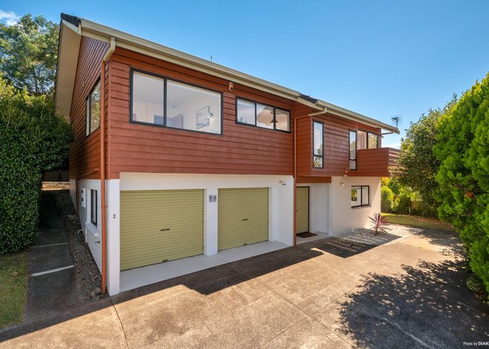  at 2/13 Naviti Place, Browns Bay, Auckland