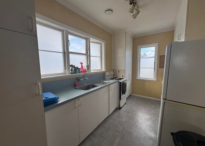  at 36 Oxford Crescent, Ebdentown, Upper Hutt, Wellington