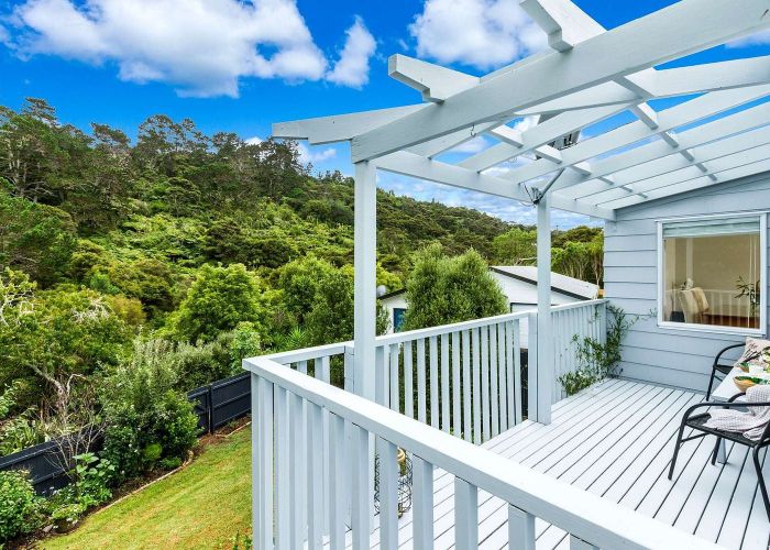  at 134 Lynn Road, Bayview, Auckland