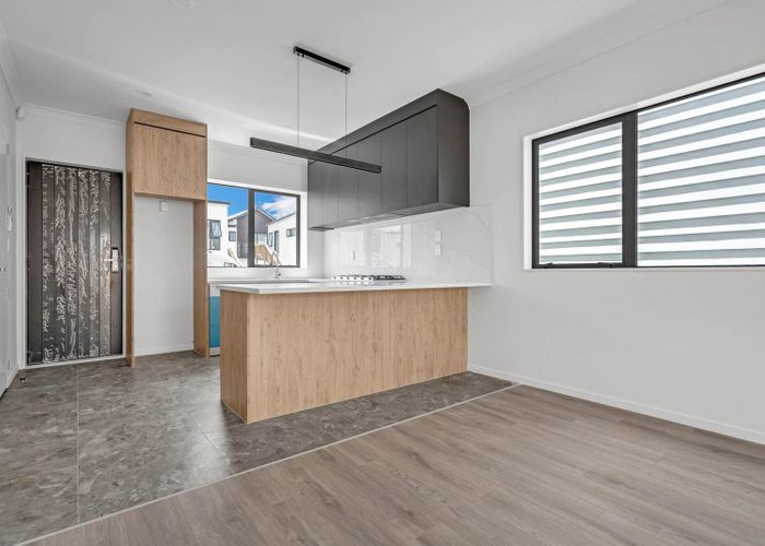  at 43 Survila Street, Papakura, Papakura