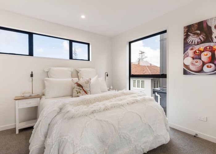  at 329 F Rangatira Road, Beach Haven, North Shore City, Auckland