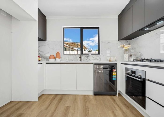  at 9b Bernard Street, Papatoetoe, Manukau City, Auckland