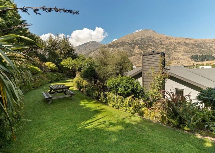  at 8 Quill Street, Lake Hayes, Queenstown