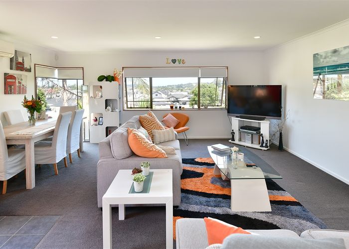  at 27 Greenview Lane, Red Beach, Red Beach