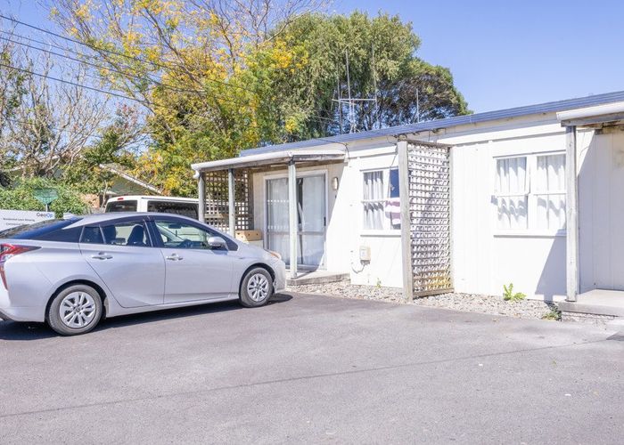 at 4/3 Littler Place, Hamilton East, Hamilton