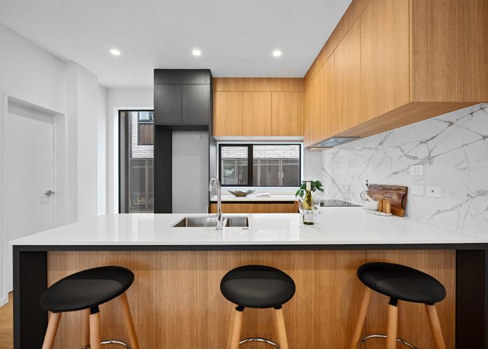  at 10 Meadowbank Road, Meadowbank, Auckland City, Auckland