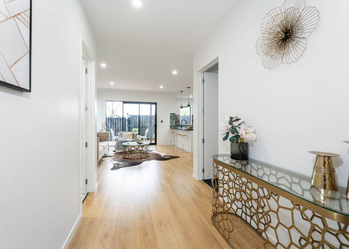  at 40C Exminster Street, Blockhouse Bay, Auckland