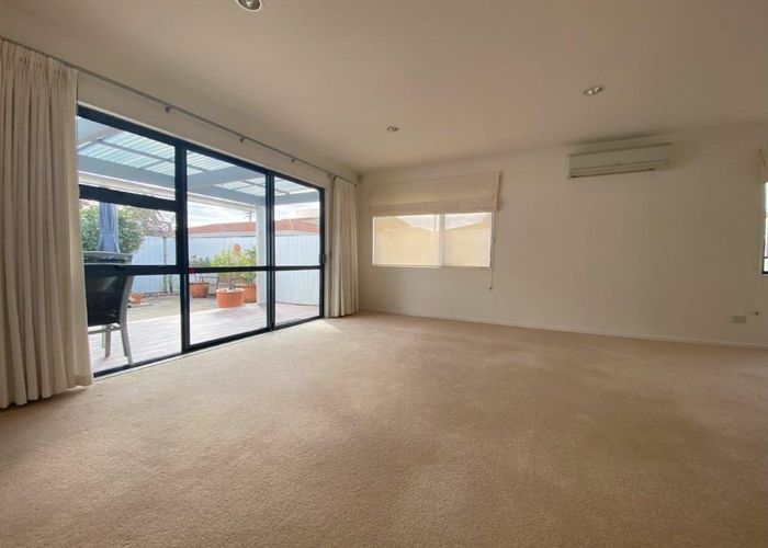  at 90b Nile Road, Milford, North Shore City, Auckland