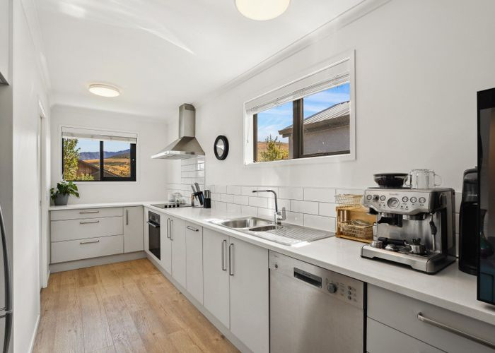  at 39 Howden Drive, Jacks Point, Queenstown-Lakes, Otago