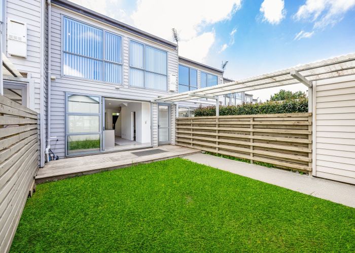  at 18 Kauri Drive, Takanini, Papakura, Auckland