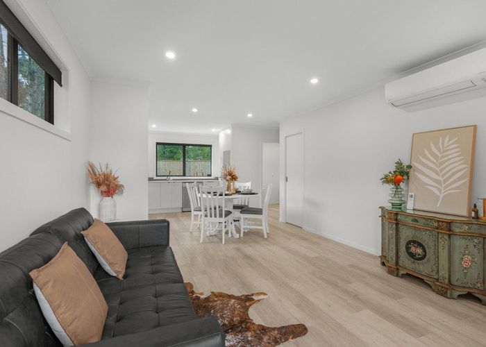  at 15A Rowe Parade, Wainuiomata, Lower Hutt, Wellington