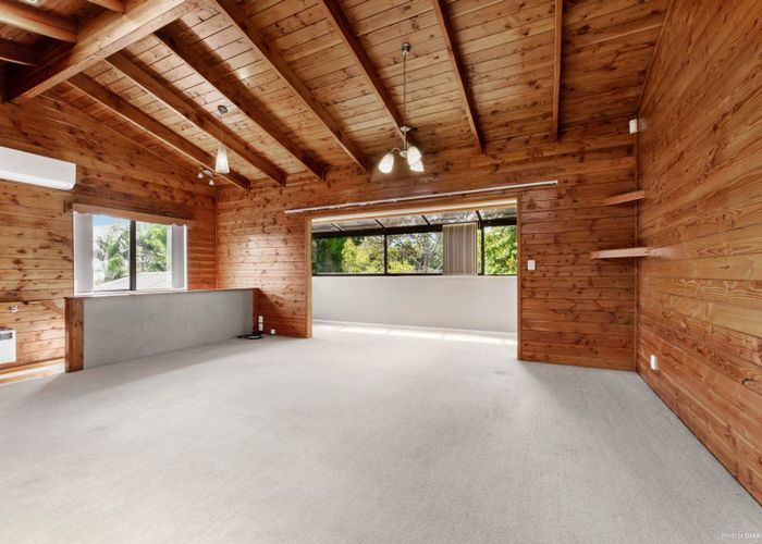 at 32 Lochend Place, Highland Park, Auckland