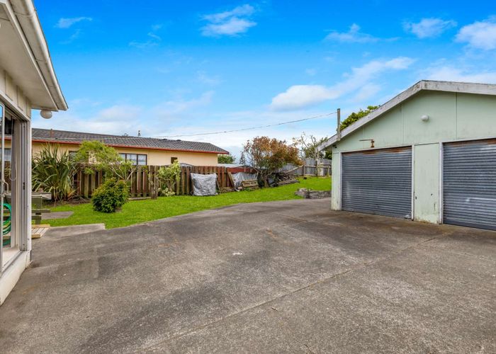  at 110 Carlton Avenue, Tawhero, Whanganui