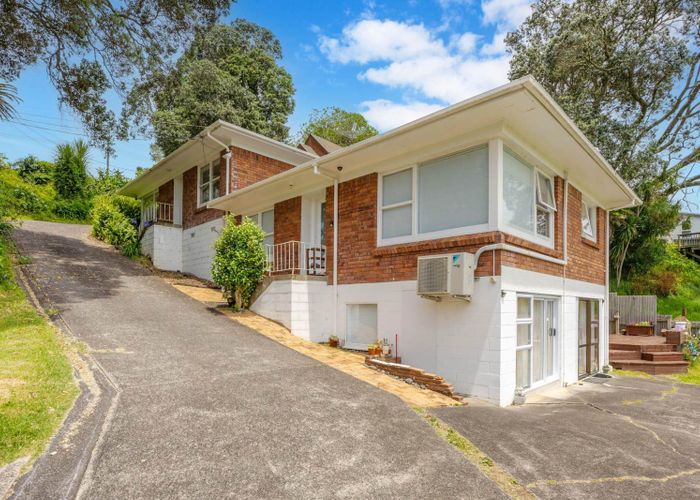  at 1/27 Glencoe Road, Browns Bay, North Shore City, Auckland