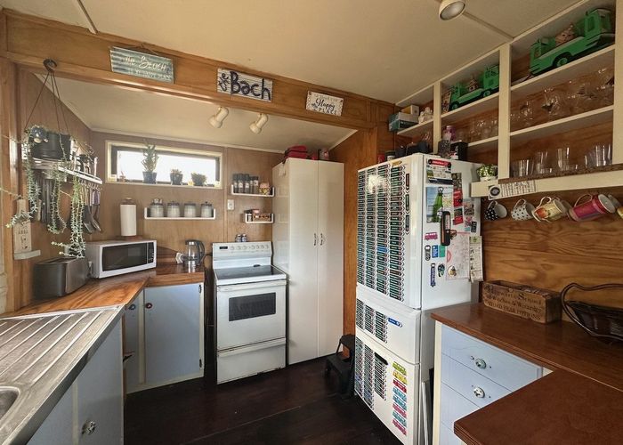  at 5 Tokopapa Street, Mokau, New Plymouth, Taranaki