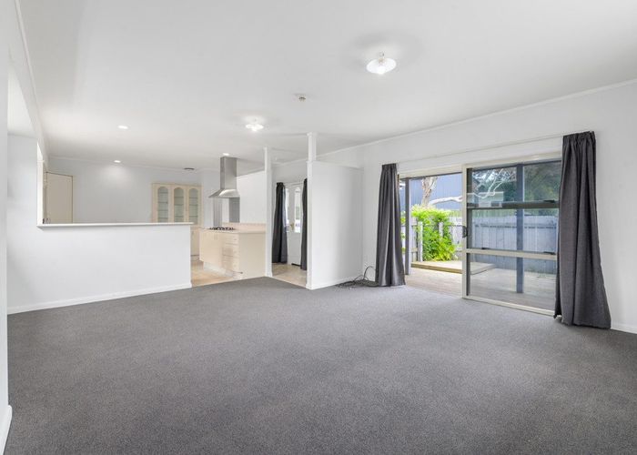 at 1 James Street, Hamilton East, Hamilton