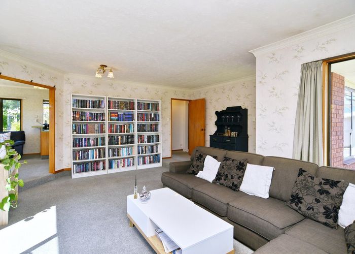  at 2 Mayo Place, Belfast, Christchurch