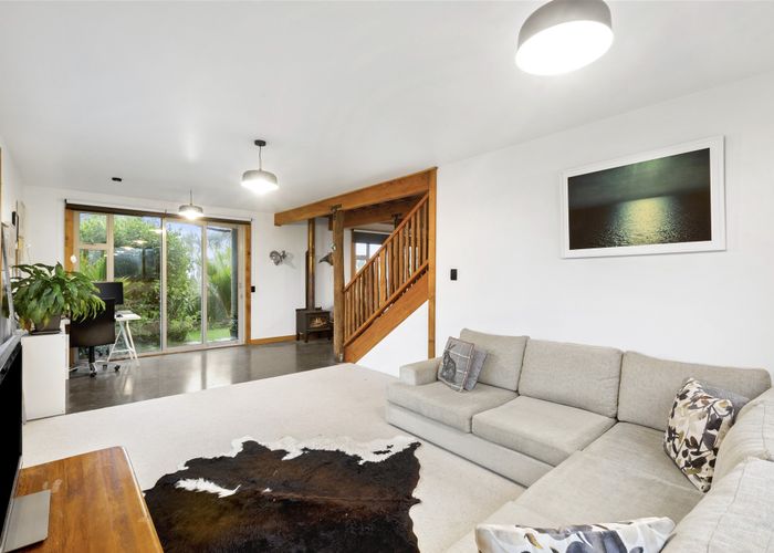  at 2007 South Road, Pitone, New Plymouth