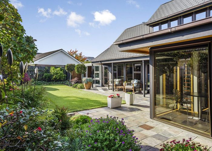  at 81 Queens Grove, Hutt Central, Lower Hutt