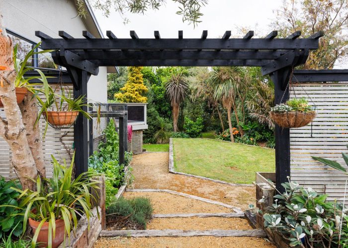  at 23 Abby Road, Fitzherbert, Palmerston North, Manawatu / Whanganui
