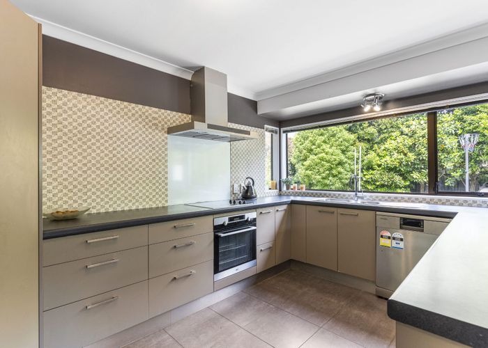  at 3 Voltaire Court, Botany Downs, Manukau City, Auckland