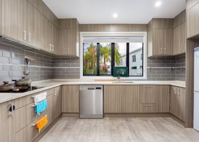  at 17/17 Lyon Avenue, Mount Albert, Auckland City, Auckland