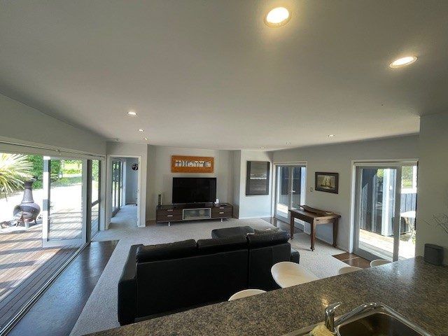  at 37A Hardens Lane, Paremoremo, Auckland