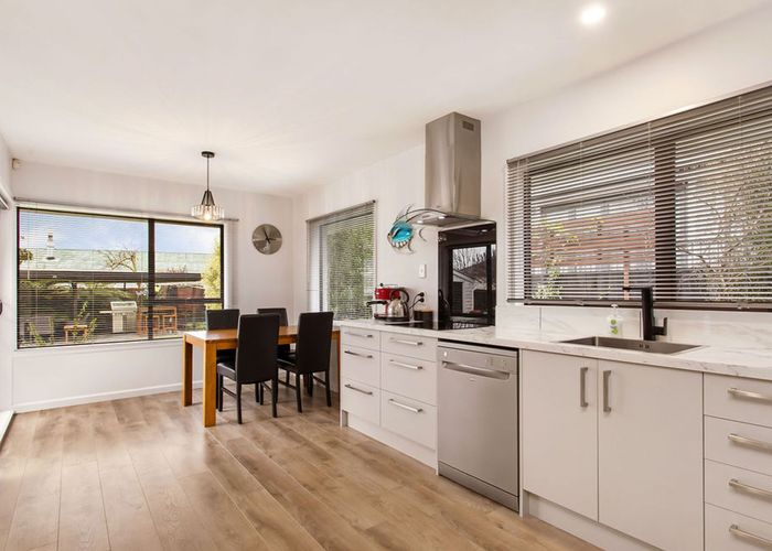  at 88 Avondale Road, Avondale, Christchurch